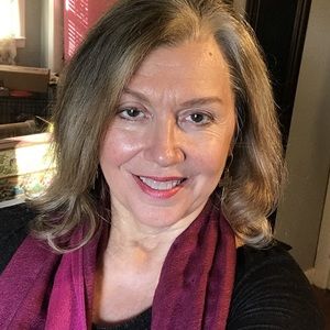 Meet your Posher, Lori